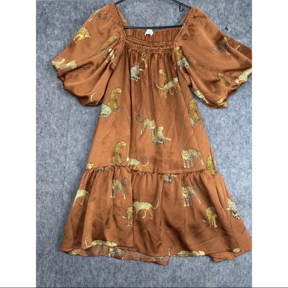 entro Dresses & Skirts - Entro Short Dress Women's Medium Brown Leopard Print Square Neck Puff Sleeve‎